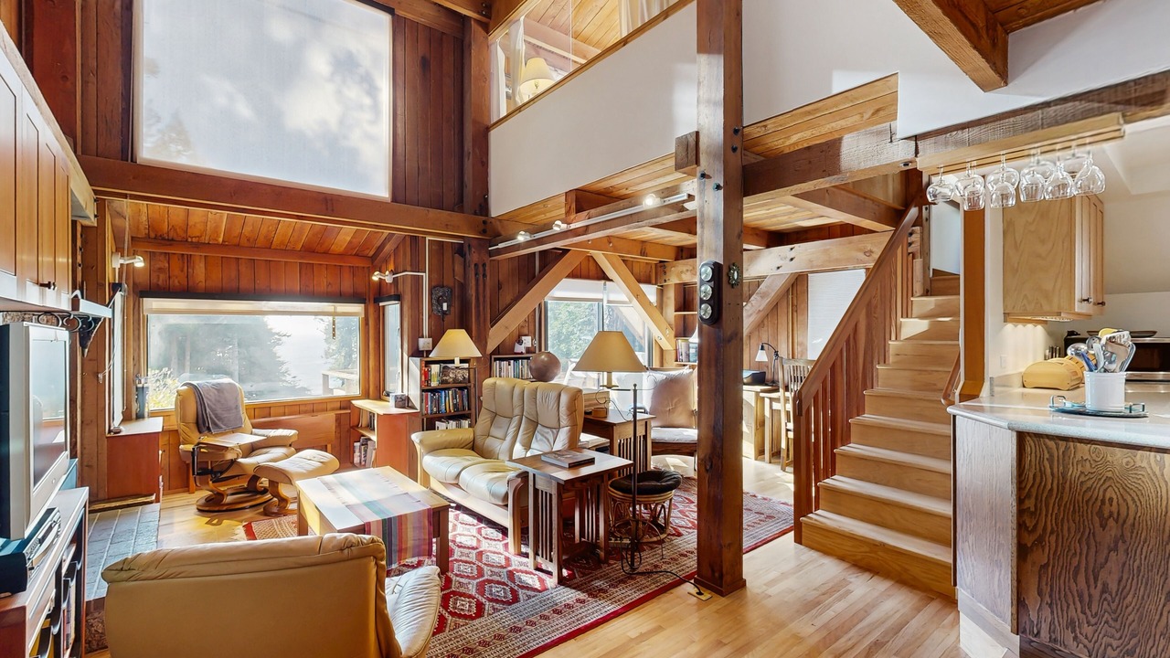 Photo of Livingroom in Sea Ranch