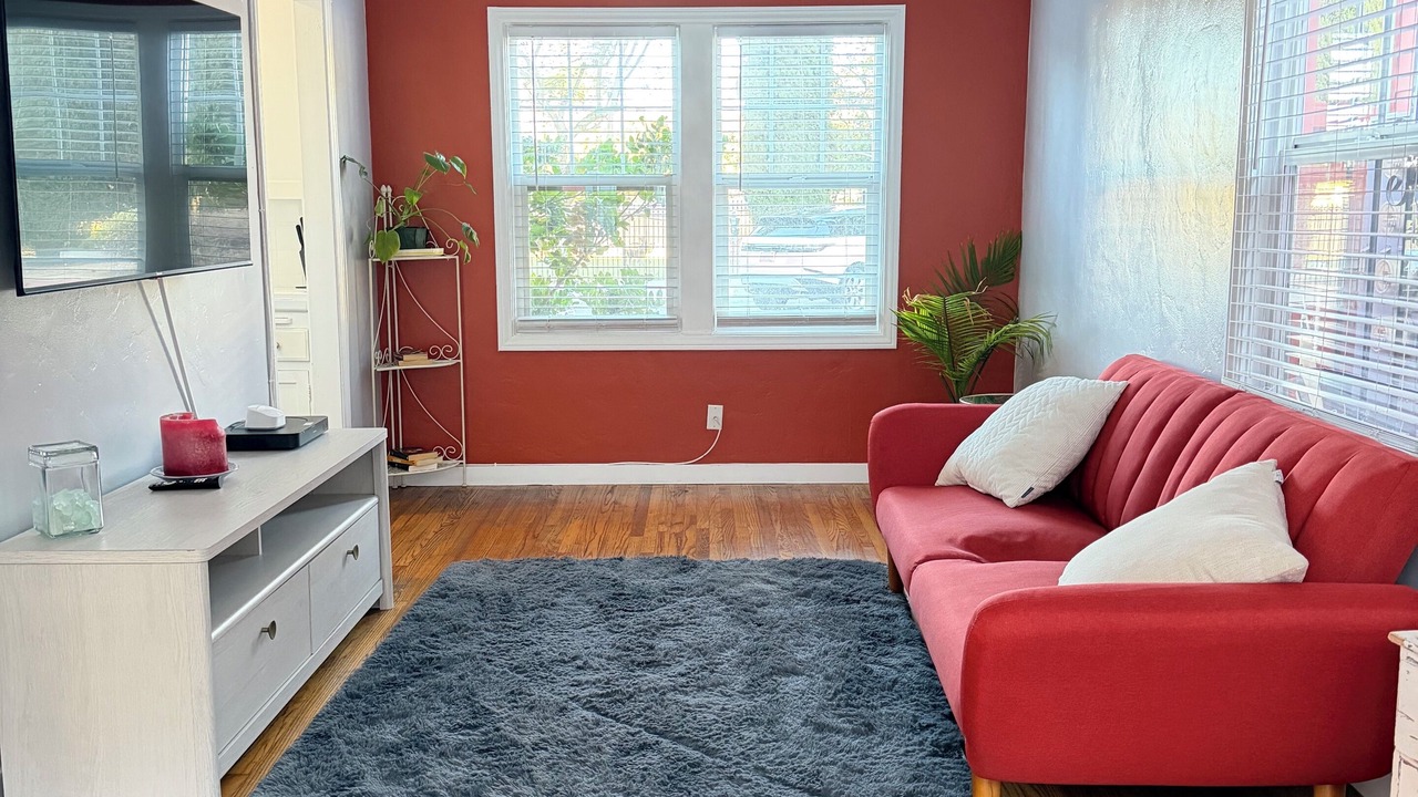 Photo of Livingroom in Little Italy