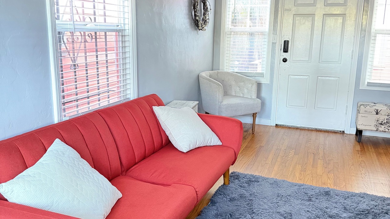 Photo of Livingroom in Little Italy