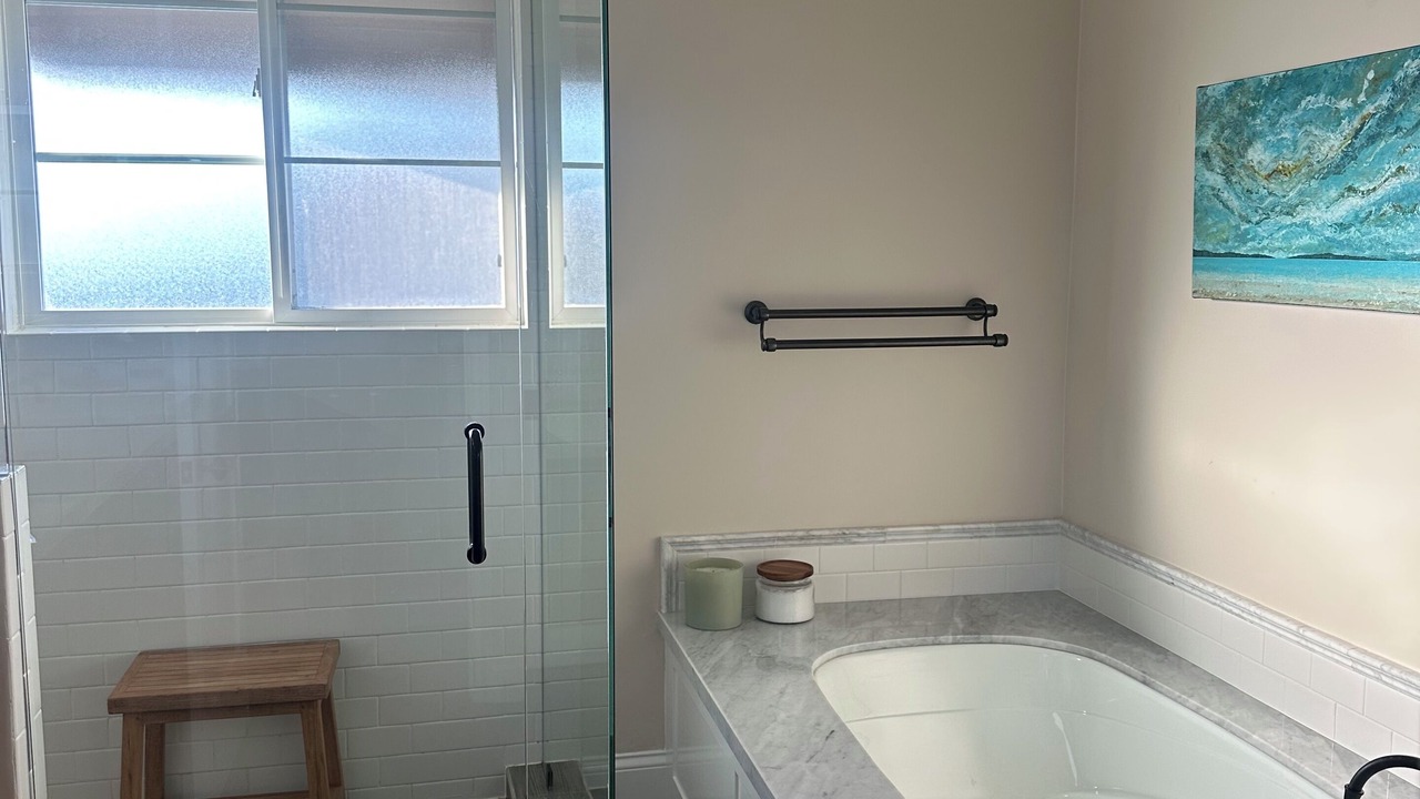 Photo of Bathroom in Corona del Mar