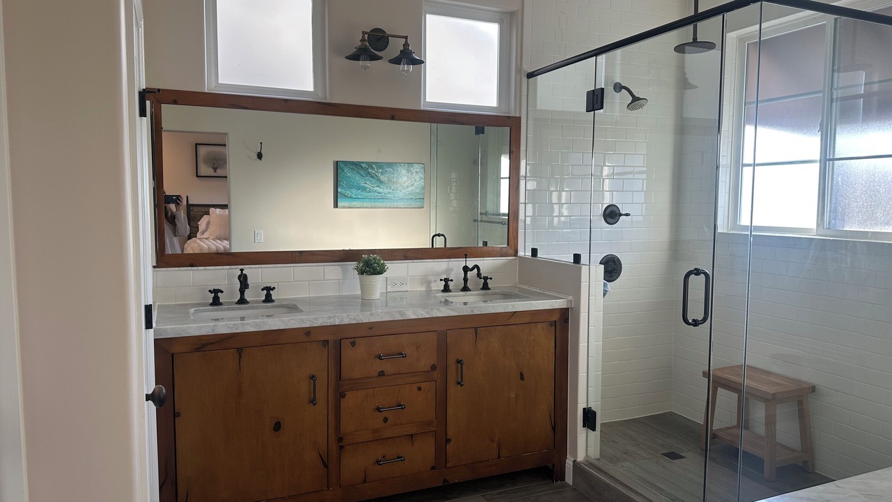 Photo of Bathroom in Corona del Mar