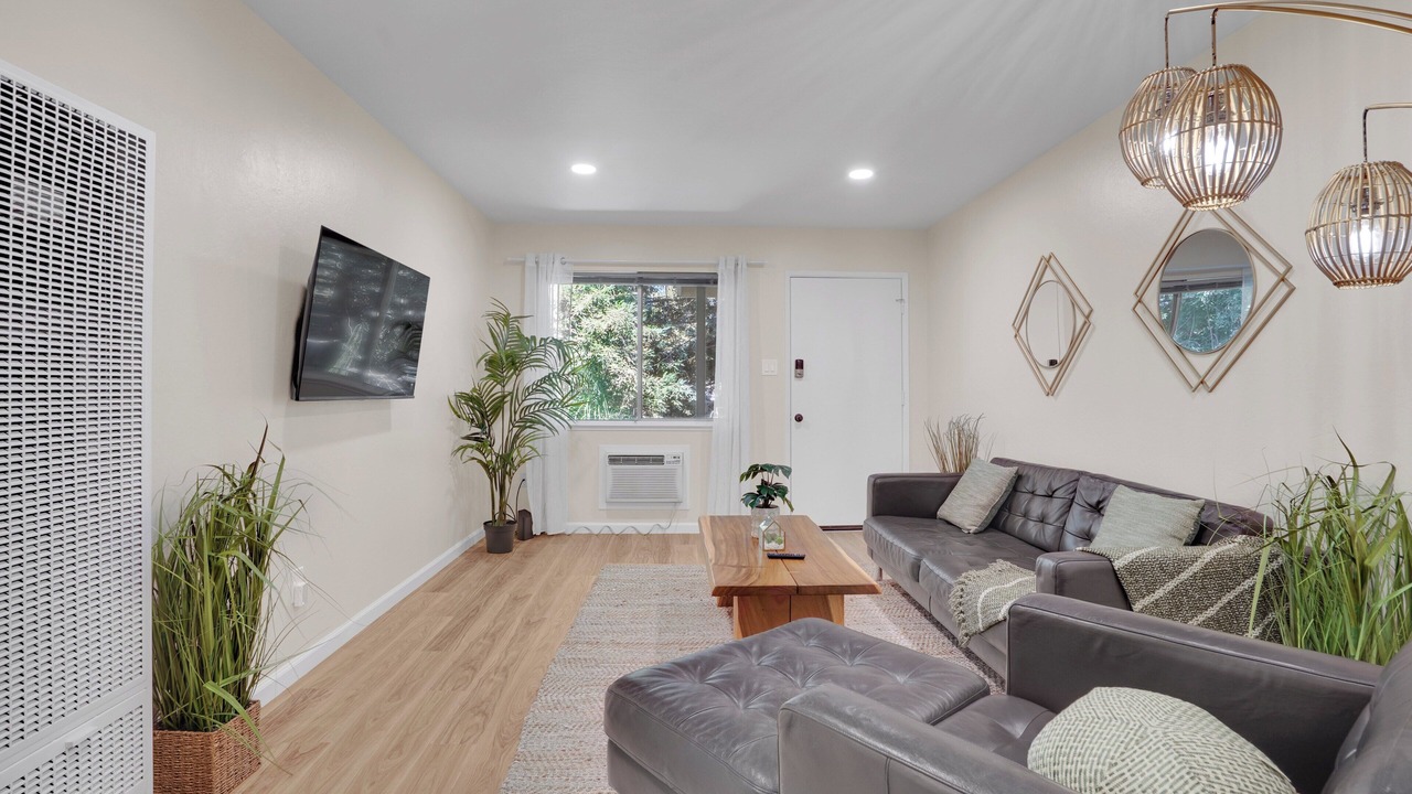Photo of Livingroom in Martinez