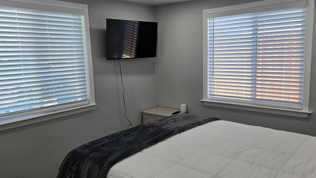 Photo of Bedroom in Merced County