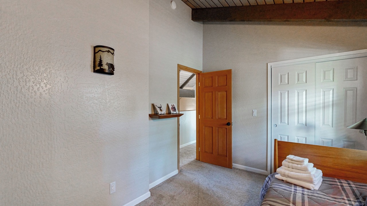 Photo of Bedroom in Twain Harte