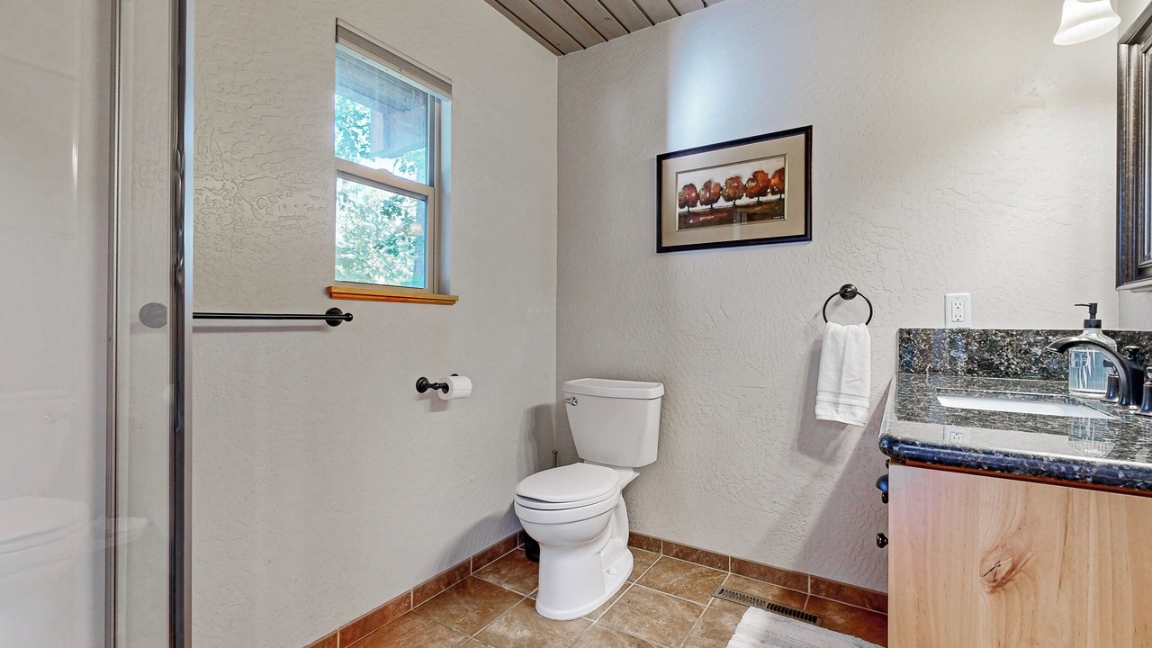 Photo of Bathroom in Twain Harte