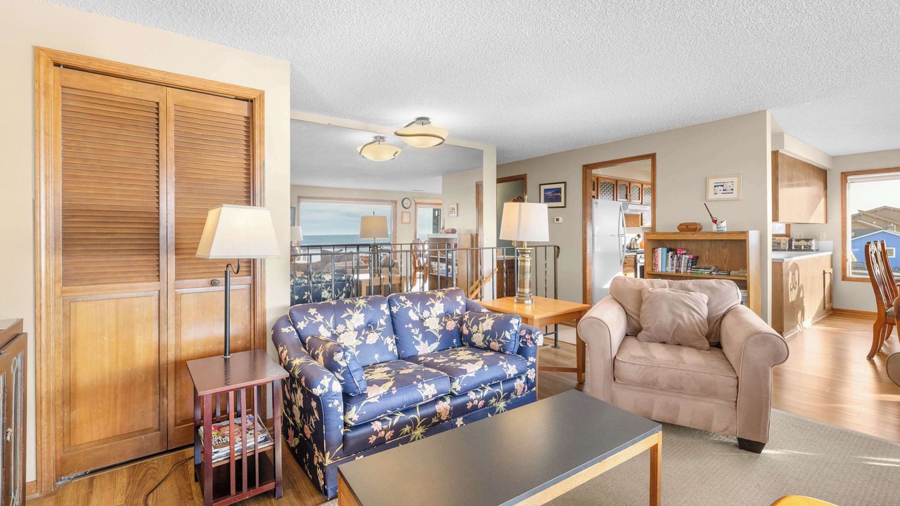 Photo of Livingroom in Gleneden Beach