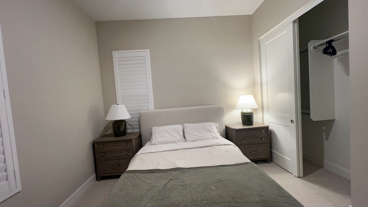 Photo of Bedroom in Portola Springs