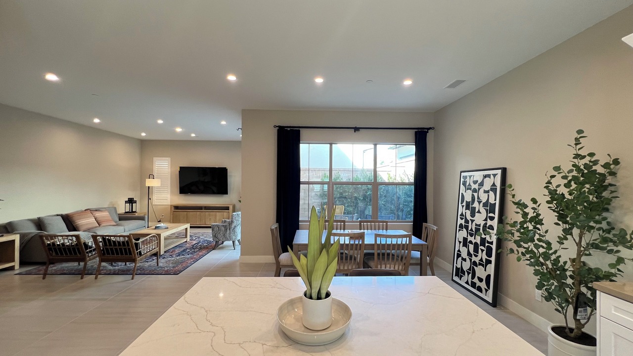 Photo of Livingroom in Portola Springs