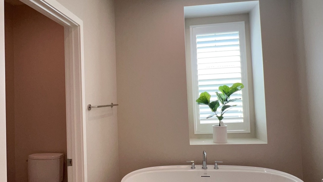 Photo of Bathroom in Portola Springs