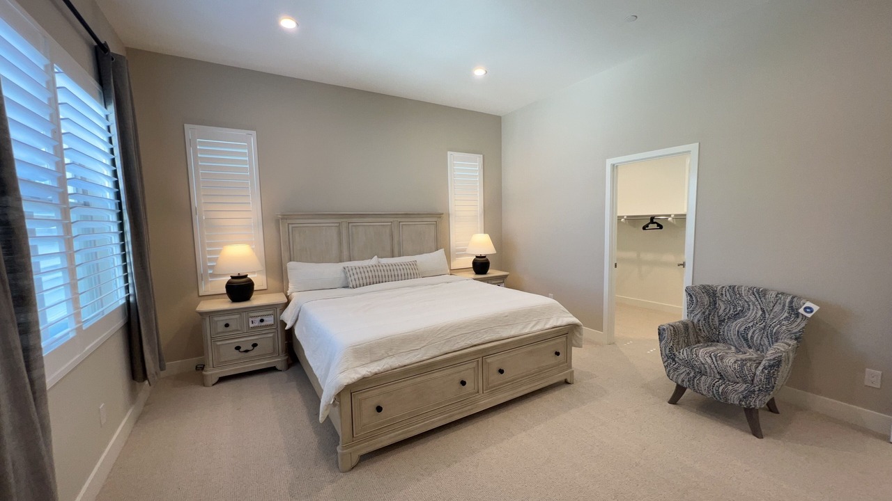 Photo of Bedroom in Portola Springs