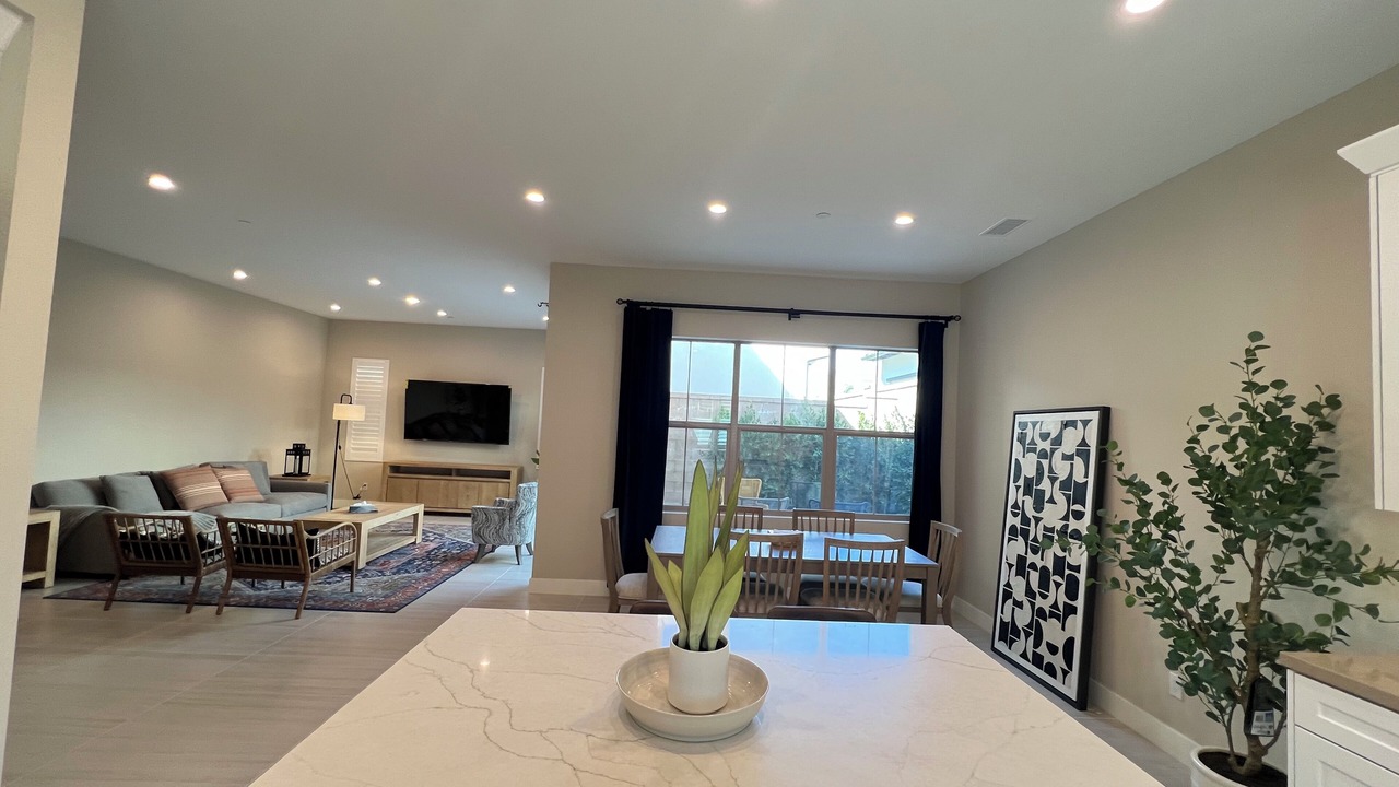 Photo of Livingroom in Portola Springs