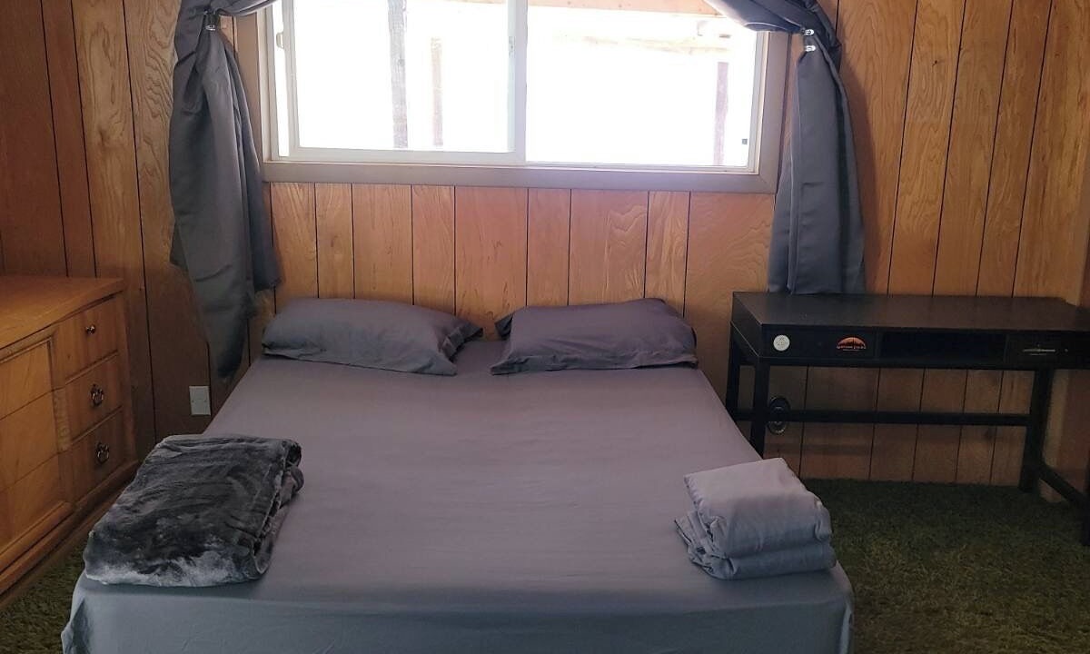 Photo of Bedroom in Myers Flat