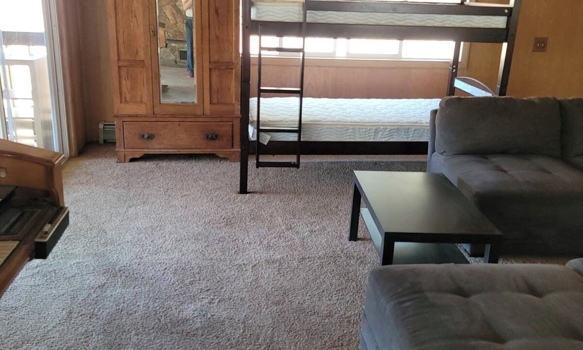 Photo of Bedroom in Myers Flat