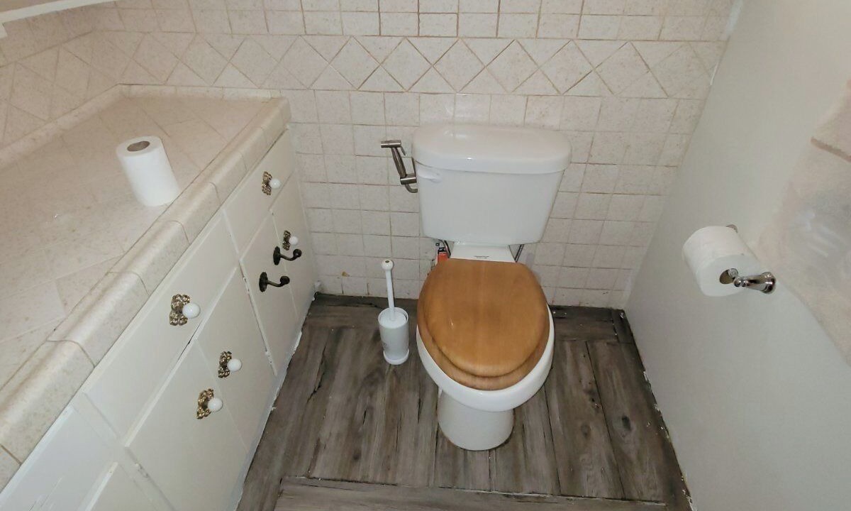 Photo of Bathroom in Myers Flat