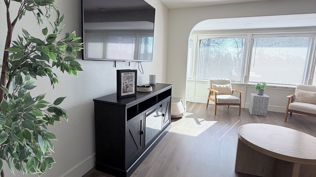 Photo of Livingroom in Willow Creek