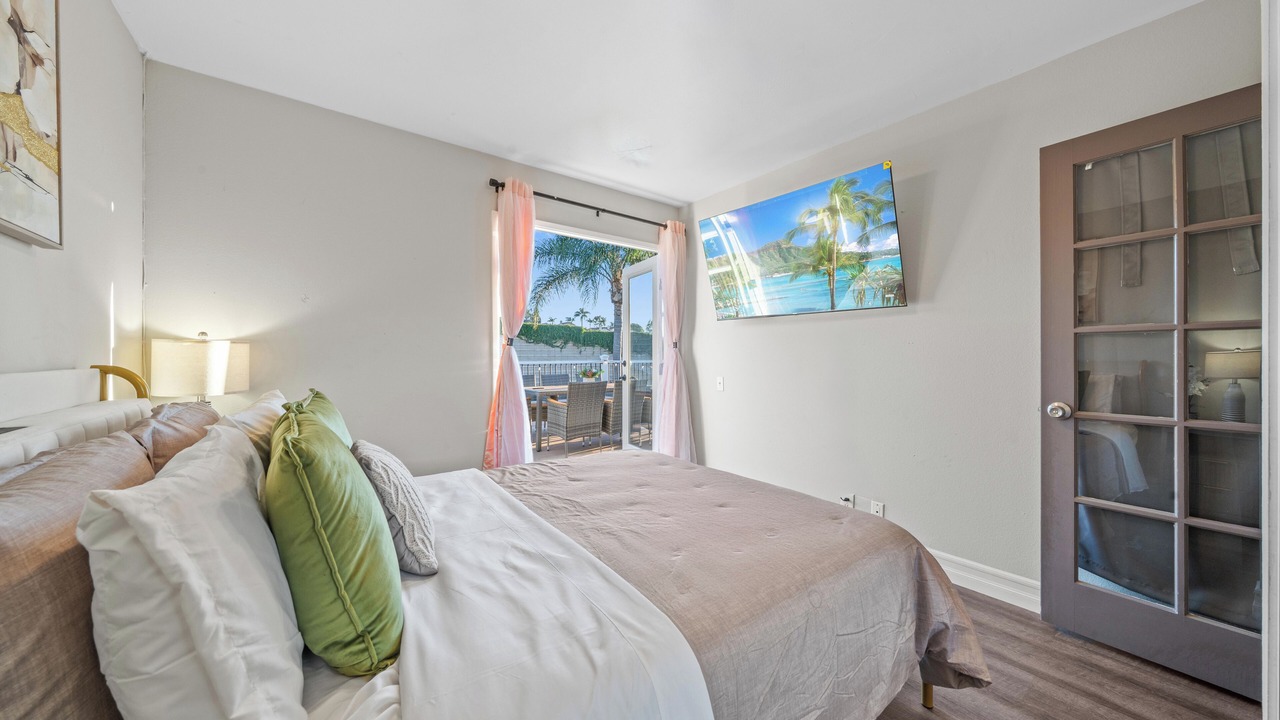 Photo of Bedroom in Rancho Penasquitos