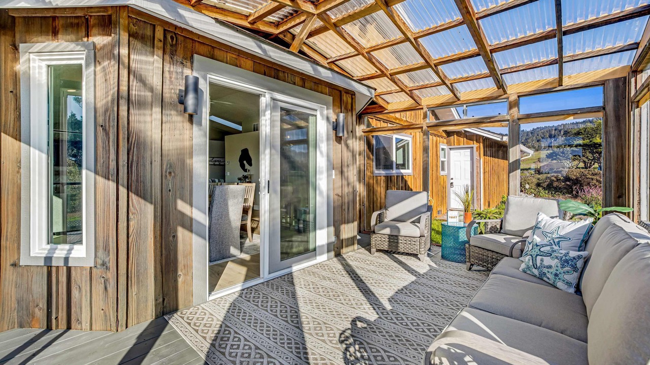 Photo of Patio Balcony in Fort Bragg
