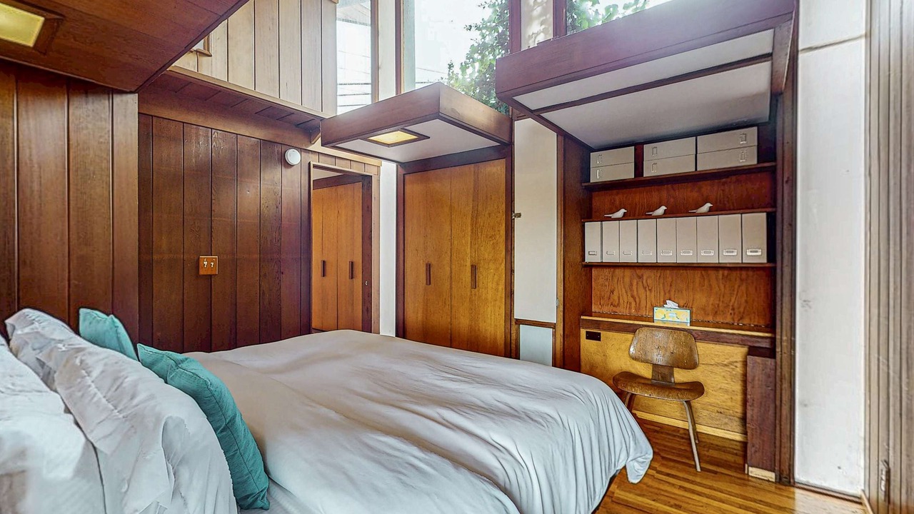 Photo of Bedroom in Elk