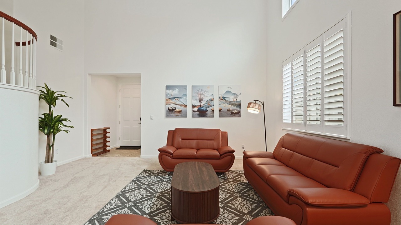 Photo of Livingroom in Tracy