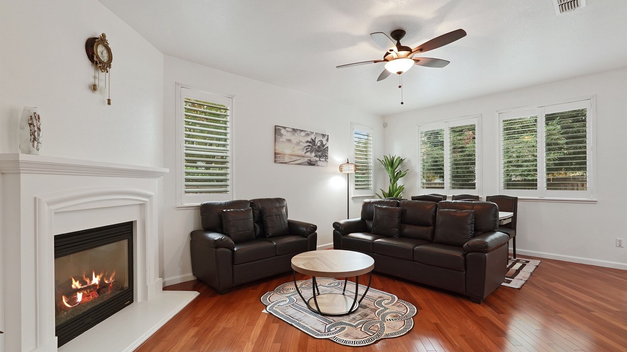 Photo of Livingroom in Tracy