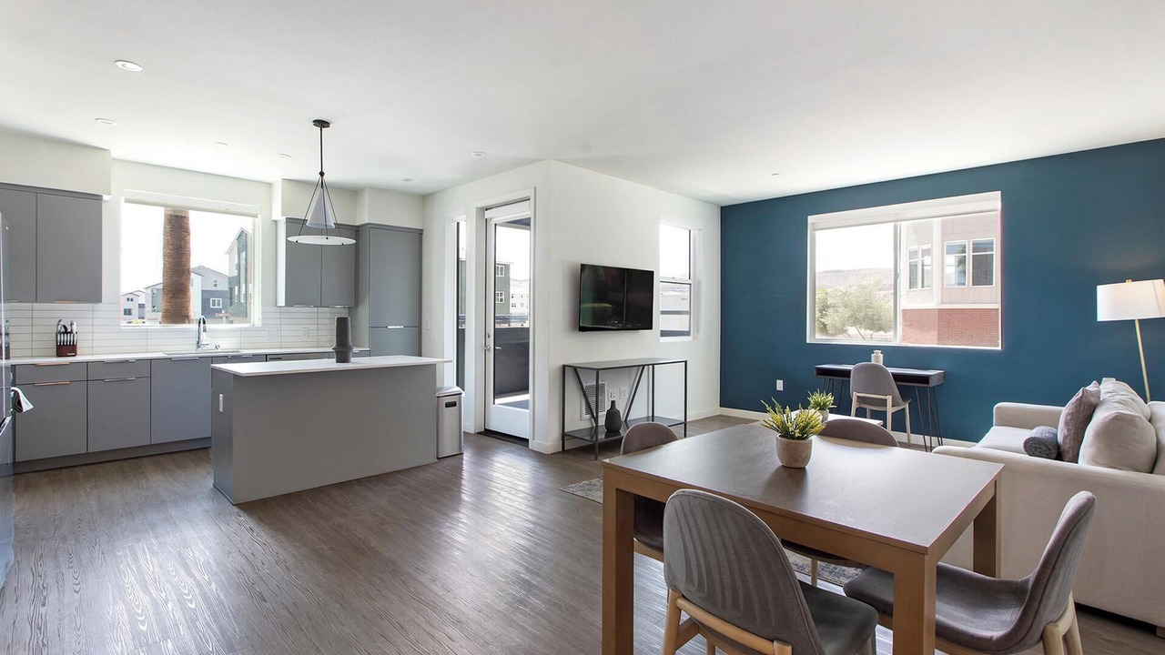Photo of Livingroom in Rhodes Ranch