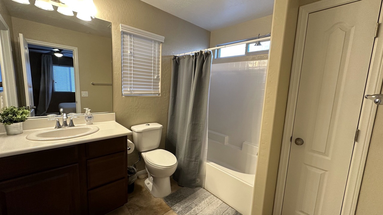 Photo of Bathroom in Centennial Hills