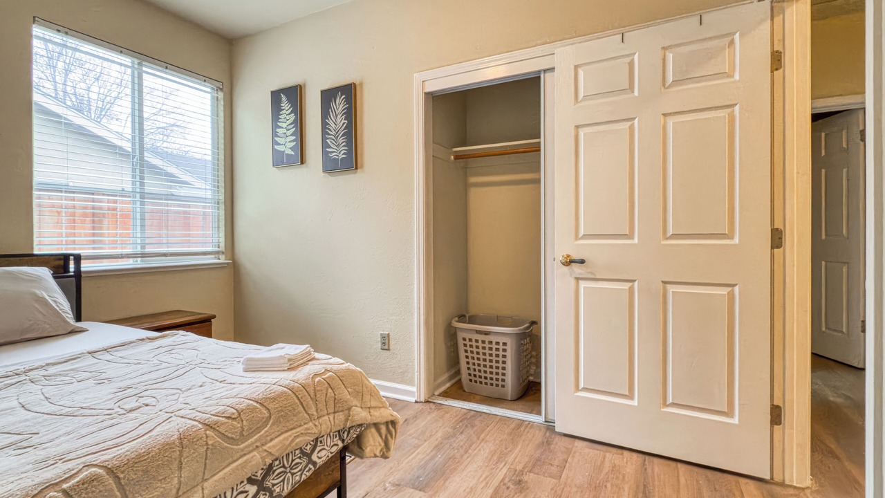 Photo of Bedroom in Oakley