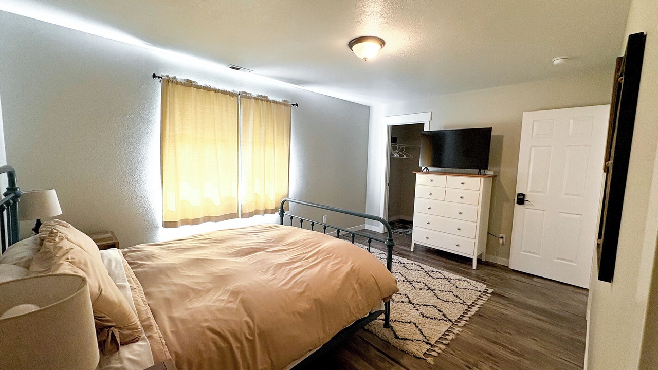 Photo of Bedroom in Independence