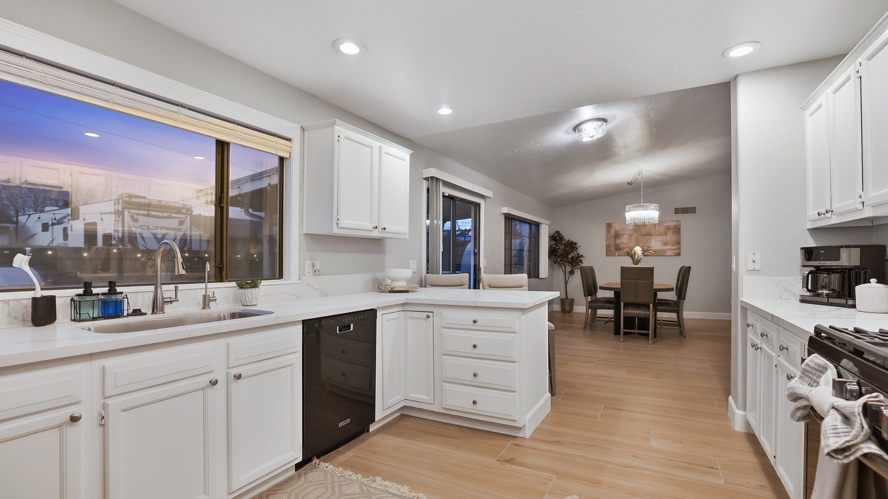 Photo of Kitchen in Prescott Valley Units