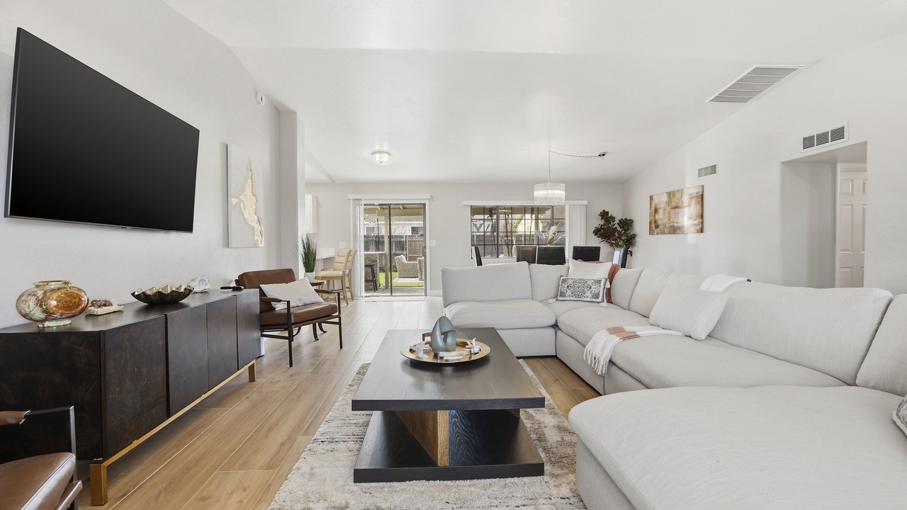 Photo of Livingroom in Prescott Valley Units