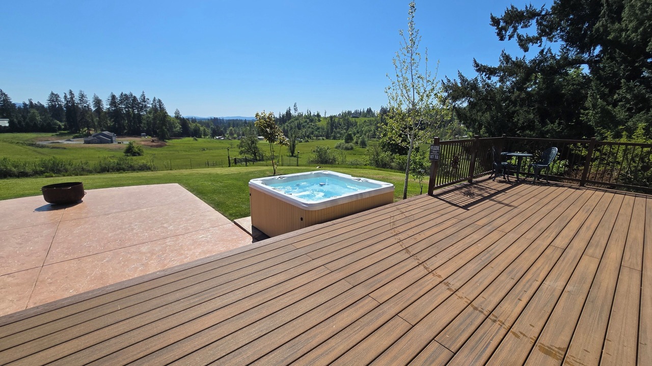 Photo of Patio Balcony in Thurston