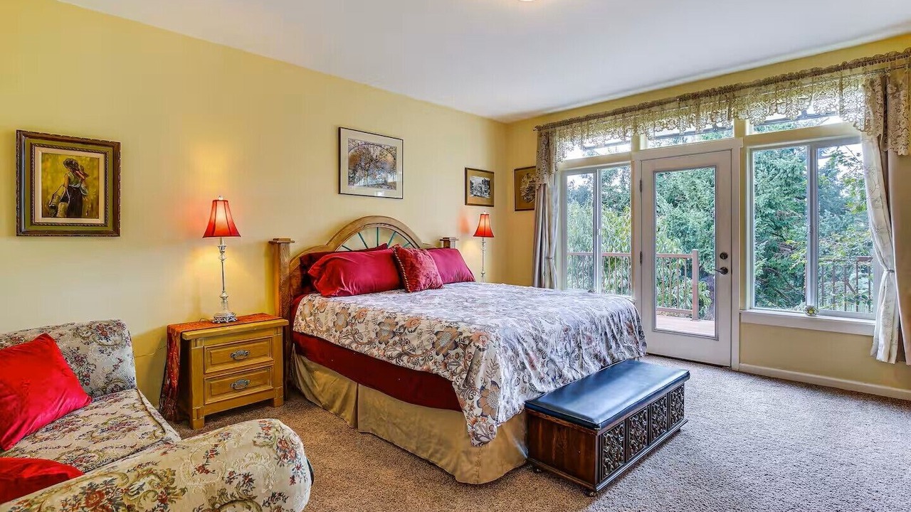 Photo of Bedroom in Thurston
