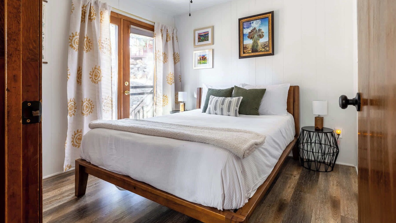 Photo of Bedroom in Munds Park