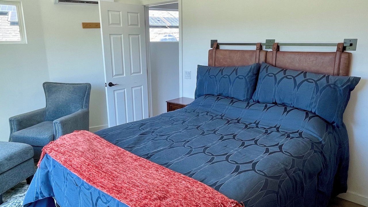 Photo of Bedroom in Rancho Penasquitos