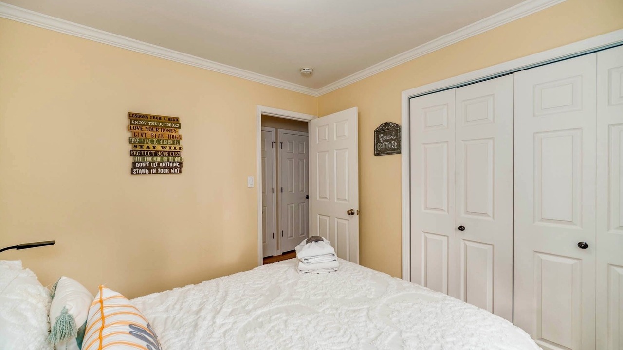 Photo of Bedroom in Al Tahoe