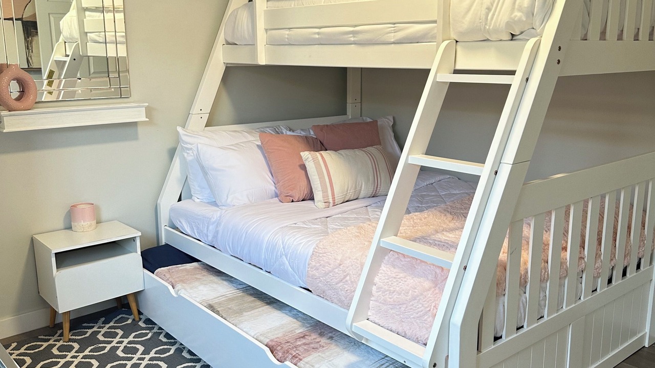 Photo of Bedroom in Los Angeles