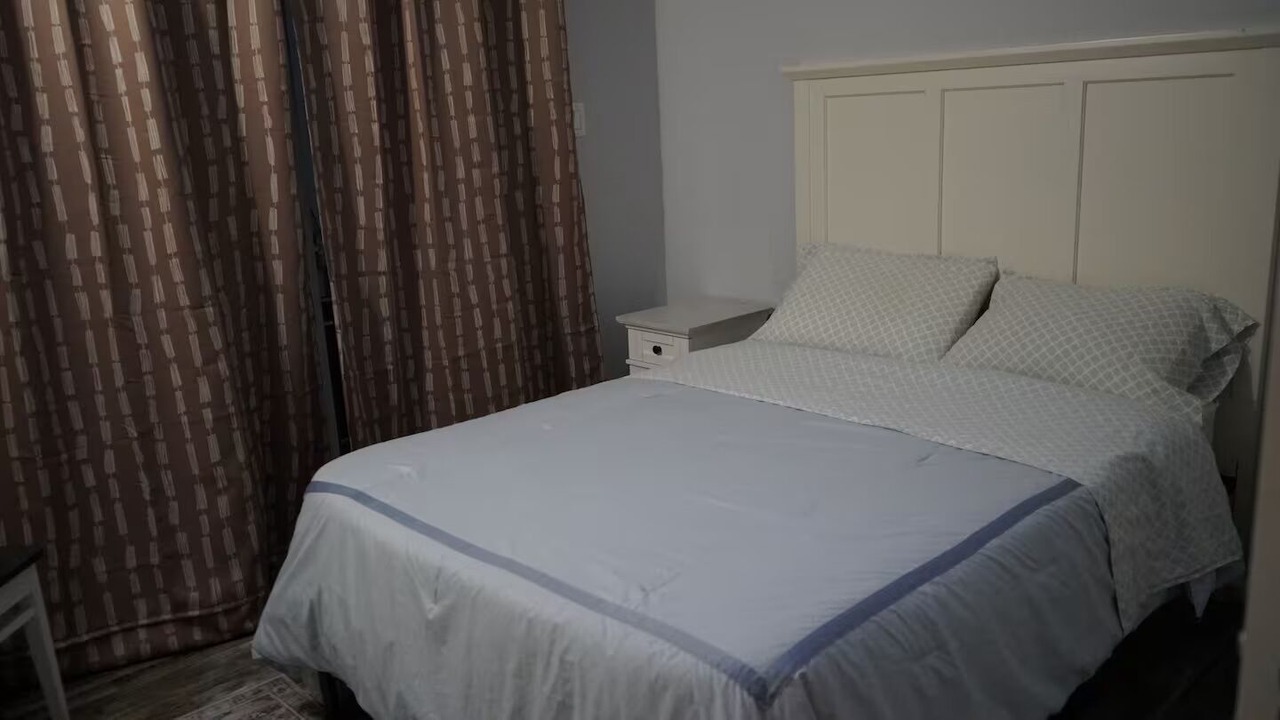 Photo of Bedroom in Oceanside