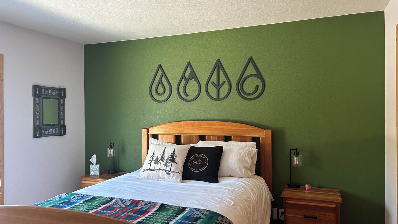 Photo of Bedroom in Serene Lakes