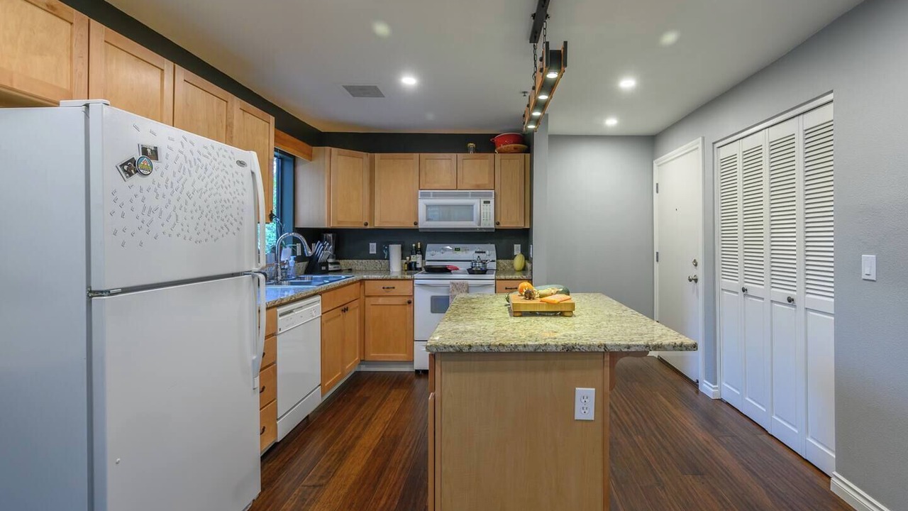 Photo of Kitchen in Old Town Chinatown