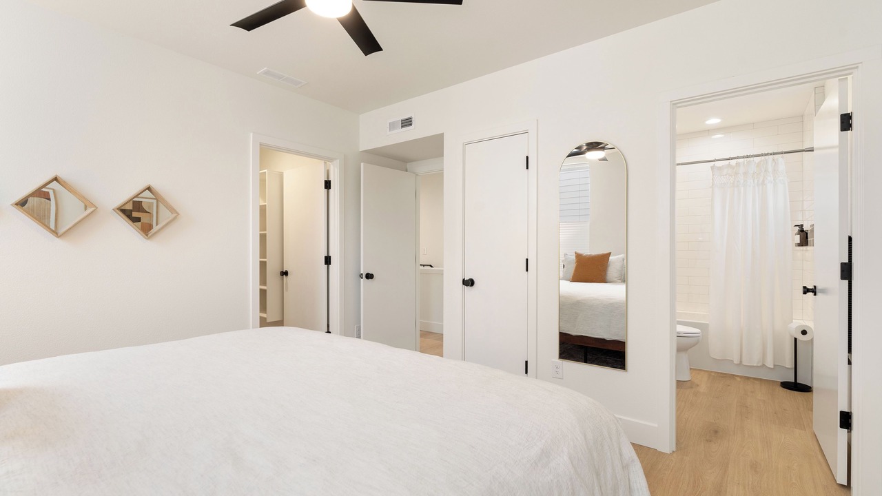 Photo of Bedroom in Sellwood-Moreland