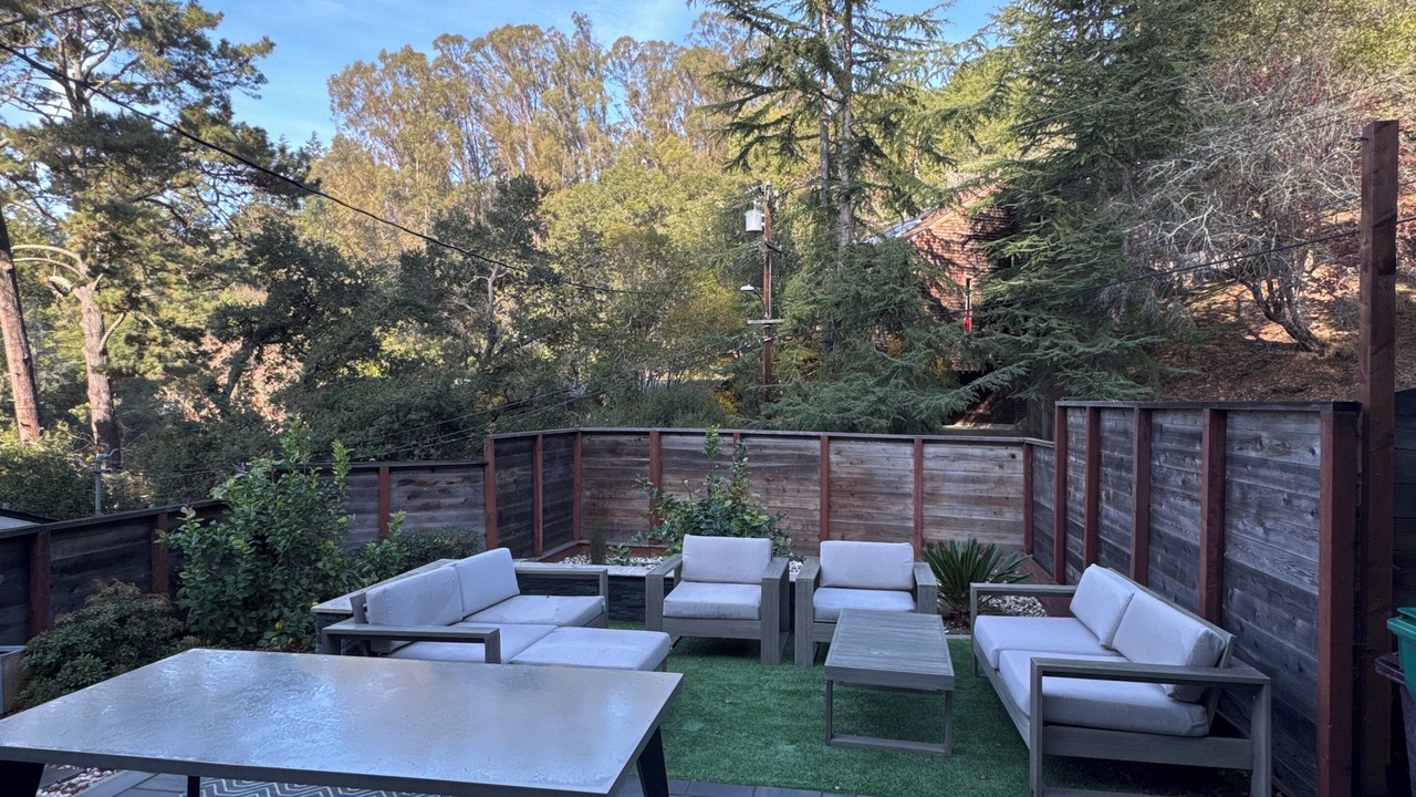 Photo of Outdoor in Merriewood