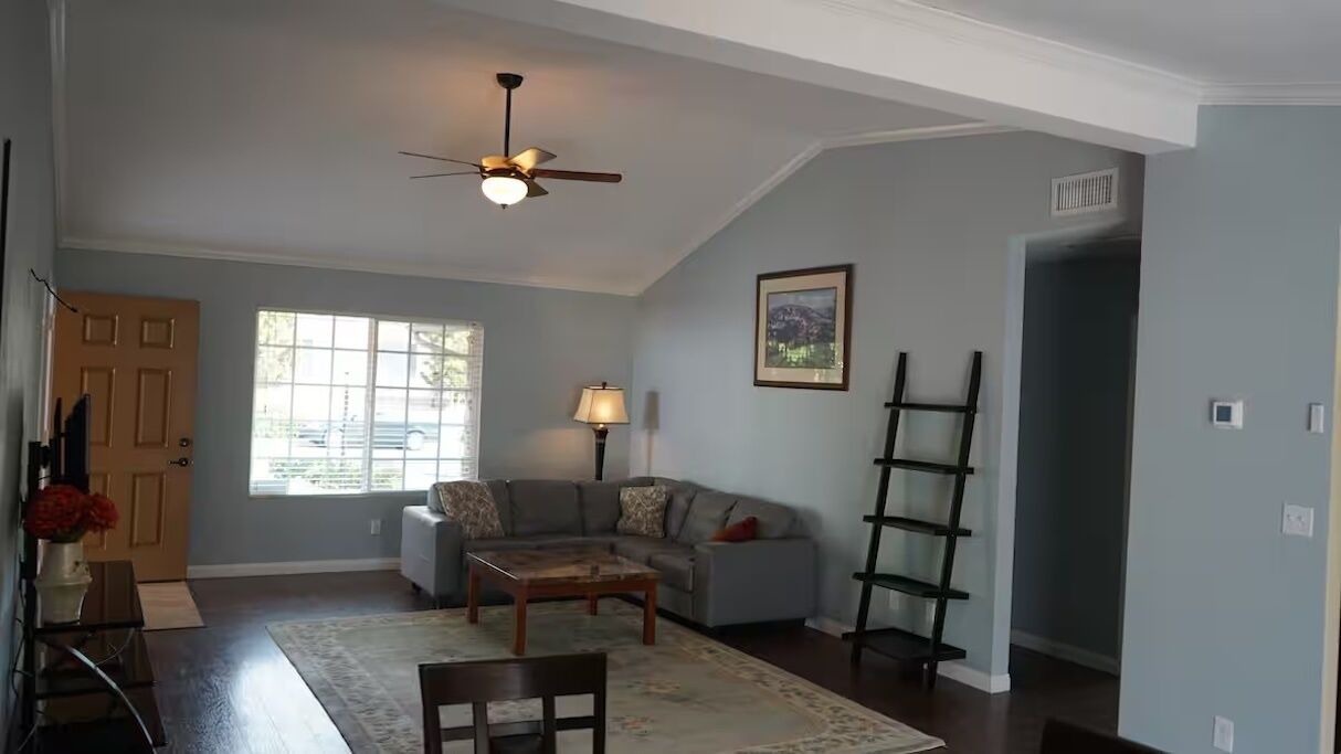 Photo of Livingroom in Wildomar
