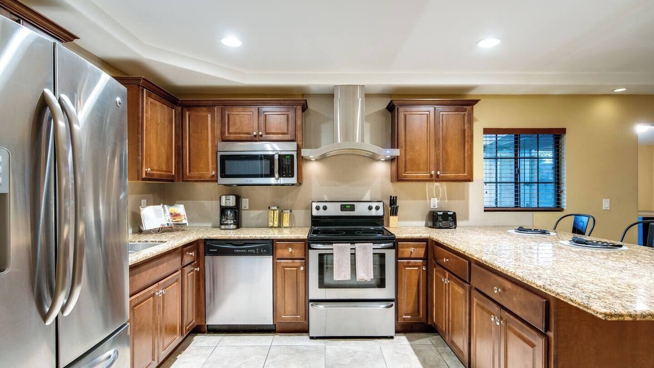 Photo of Kitchen in New Papago Parkway