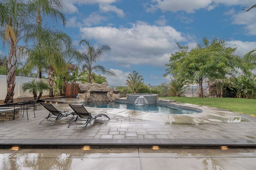Photo of Outdoor in Highland