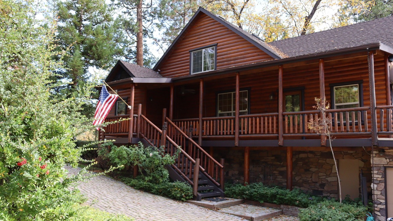 Photo of Outdoor in Bass Lake