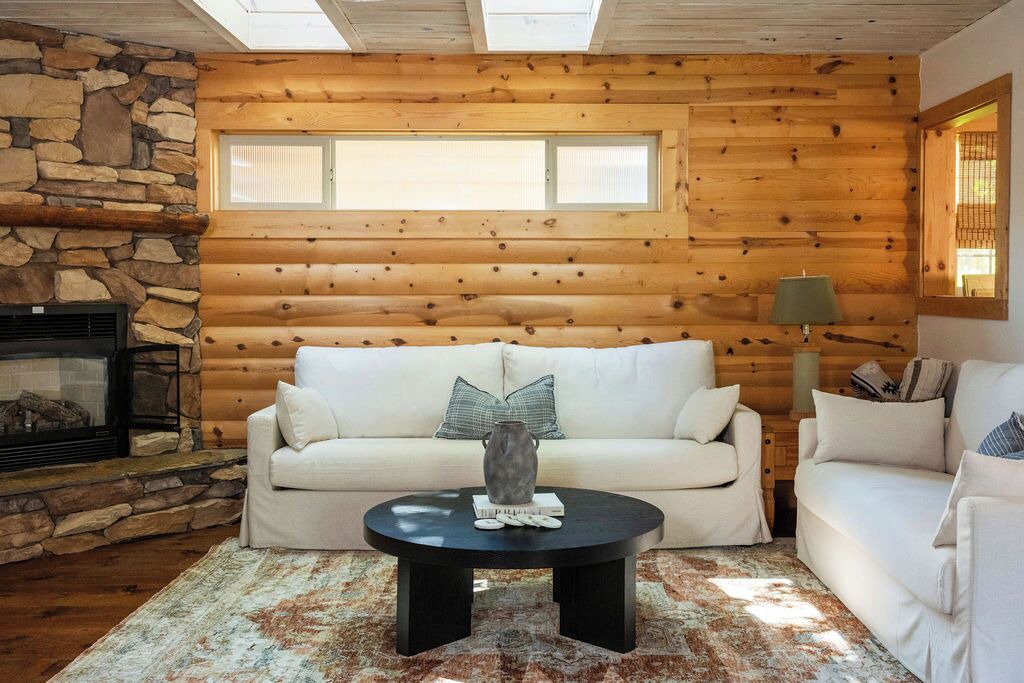 Photo of Livingroom in Bass Lake