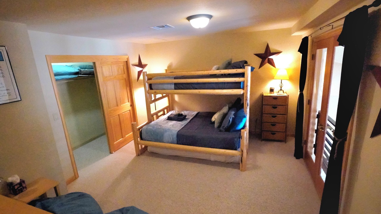 Photo of Bedroom in Kirkwood