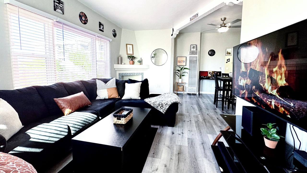 Photo of Livingroom in Hillcrest
