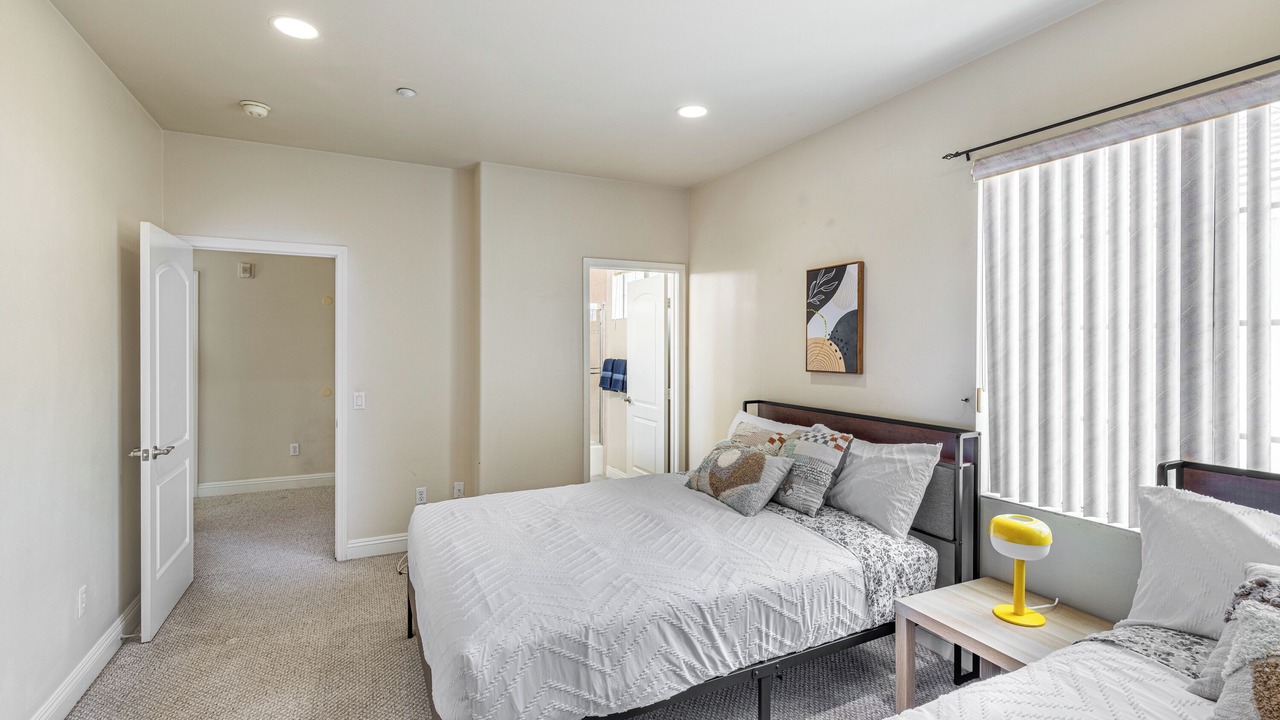 Photo of Bedroom in Monterey Park