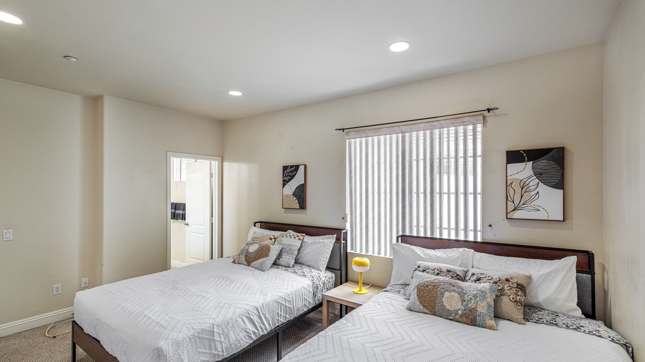Photo of Bedroom in Monterey Park
